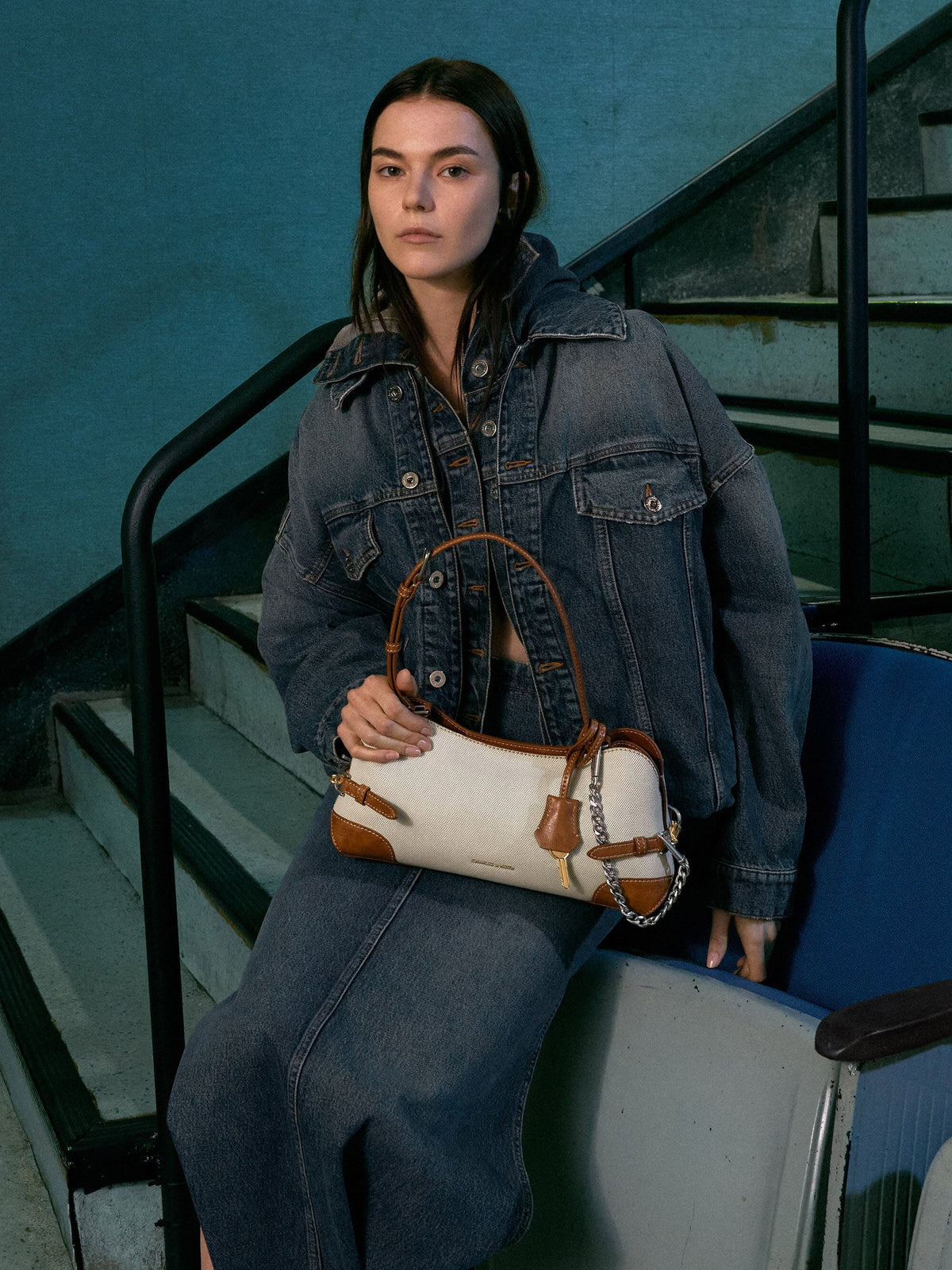 Delfina Canvas Chain Side-Belt Shoulder Bag - Multi | CHARLES & KEITH