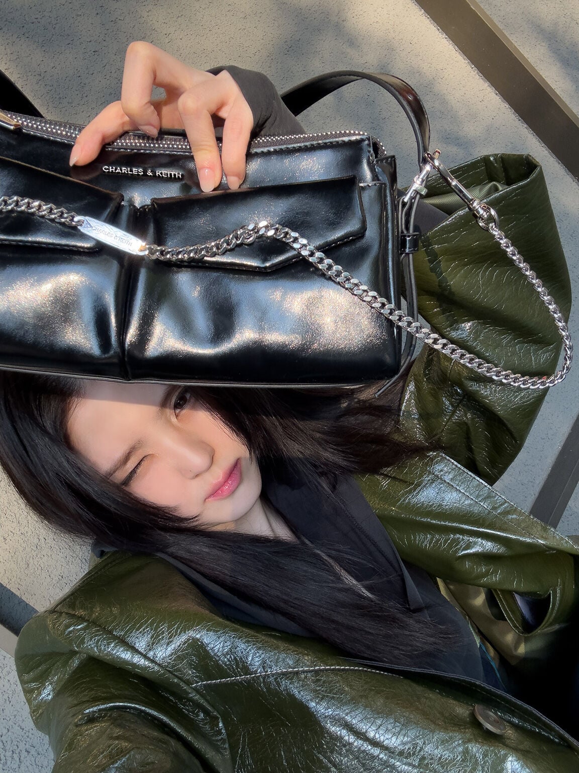 Rachel Front-Pocket Chain Shoulder Bag - Noir | CHARLES & KEITH