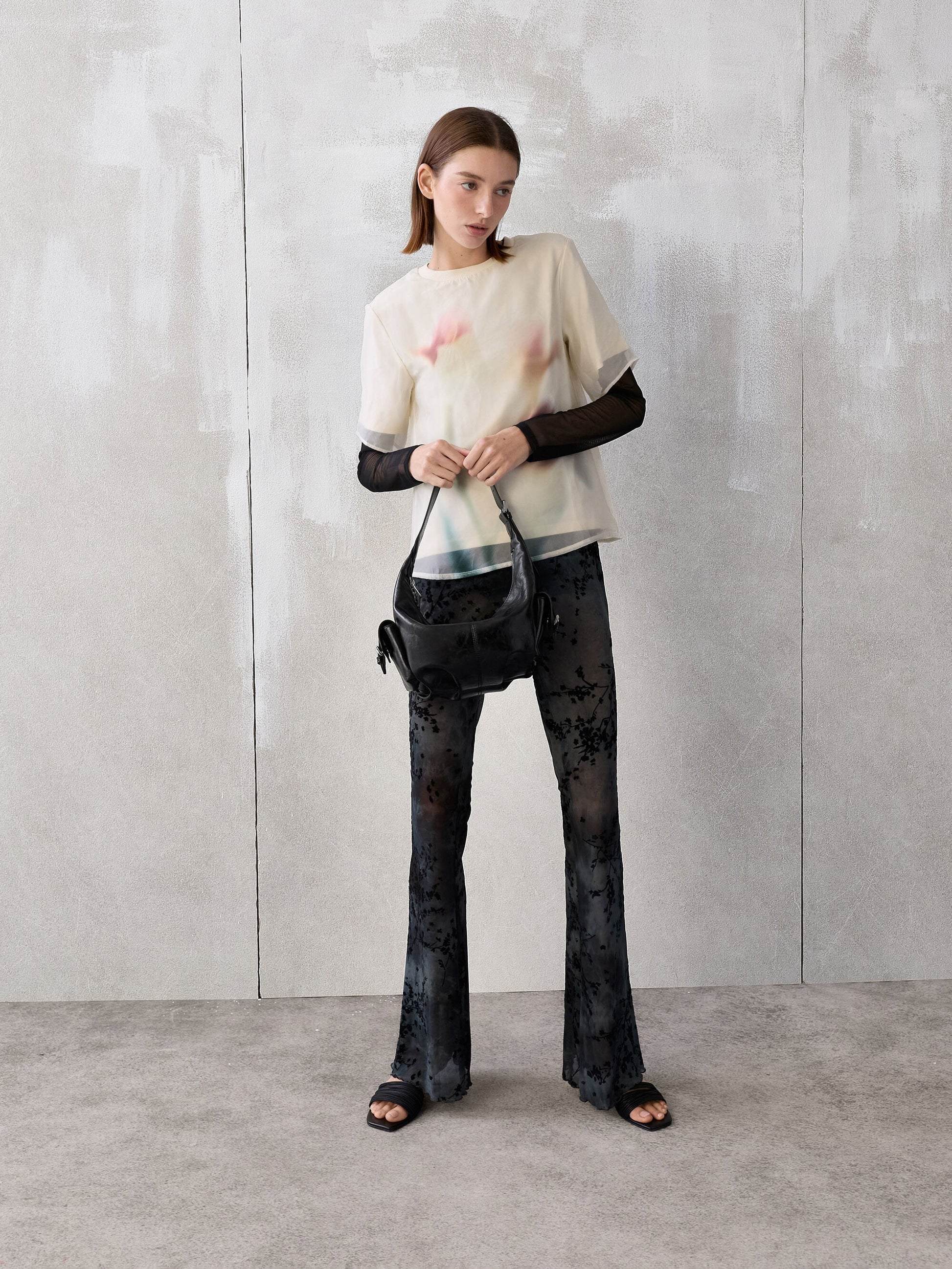 Bessie Side-Pocket Hobo Bag - Noir | CHARLES & KEITH