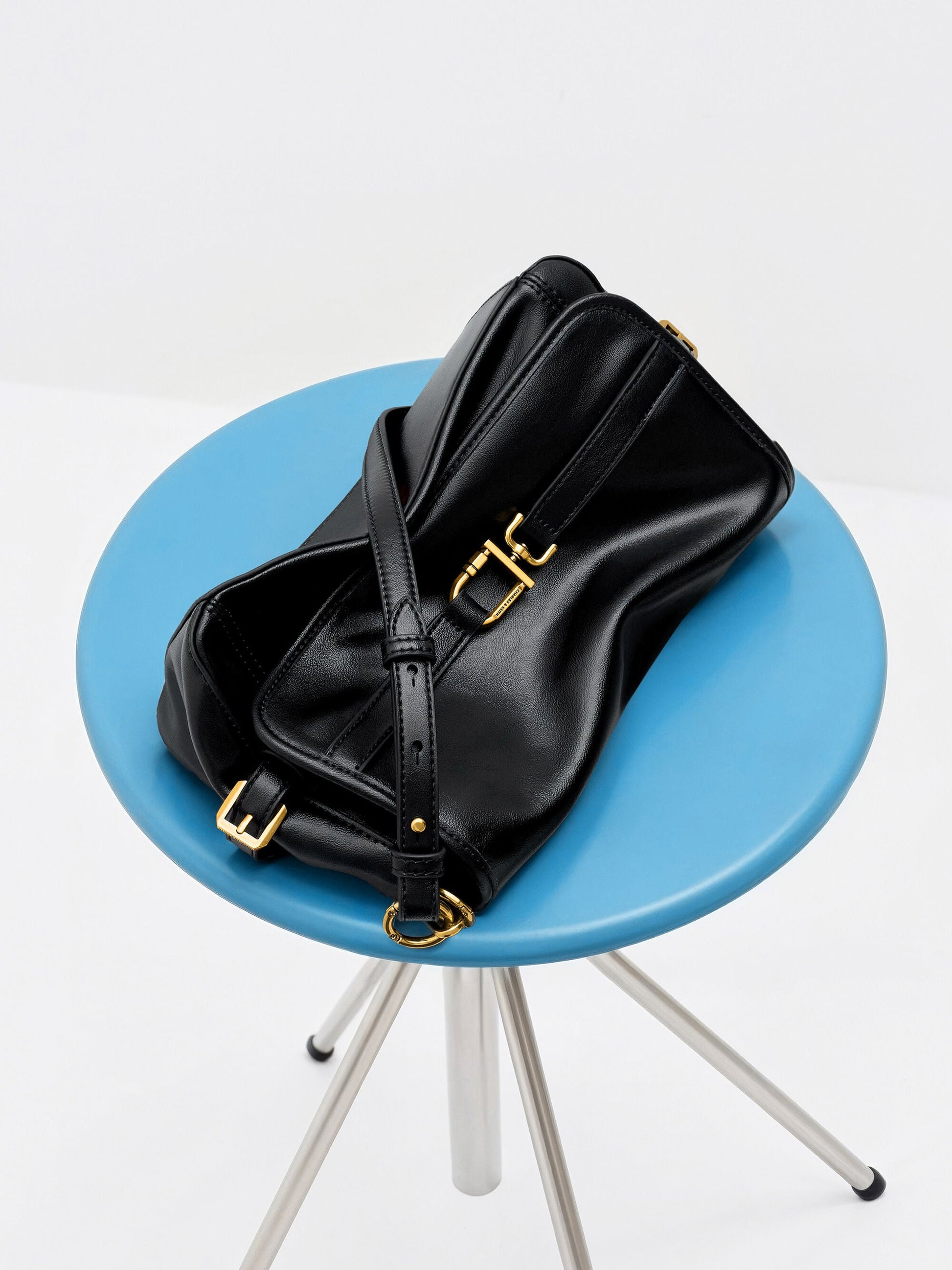 Gwynne Metallic-Buckle Belted Shoulder Bag - Black | CHARLES & KEITH