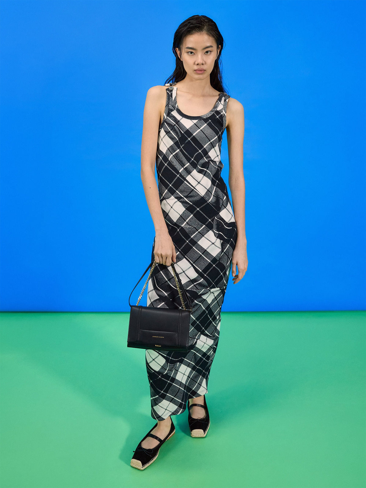 Shalia Chain-Strap Shoulder Bag - Black | CHARLES & KEITH