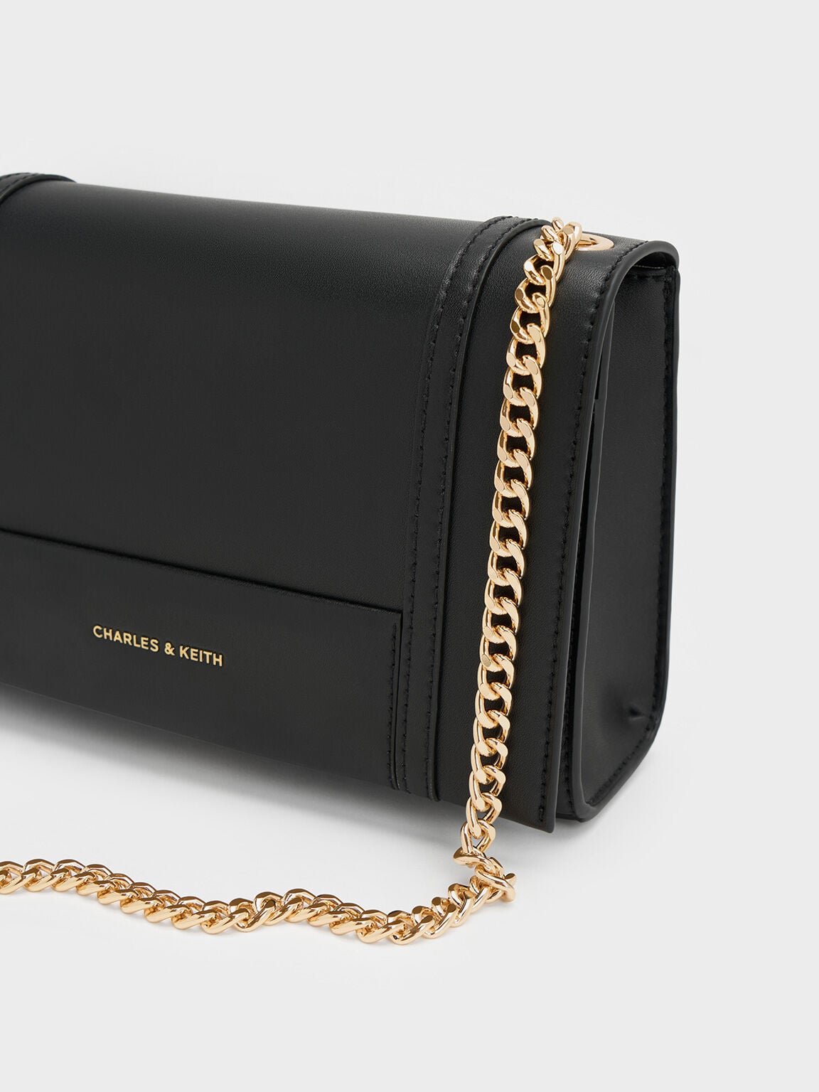 Shalia Chain-Strap Shoulder Bag - Black | CHARLES & KEITH