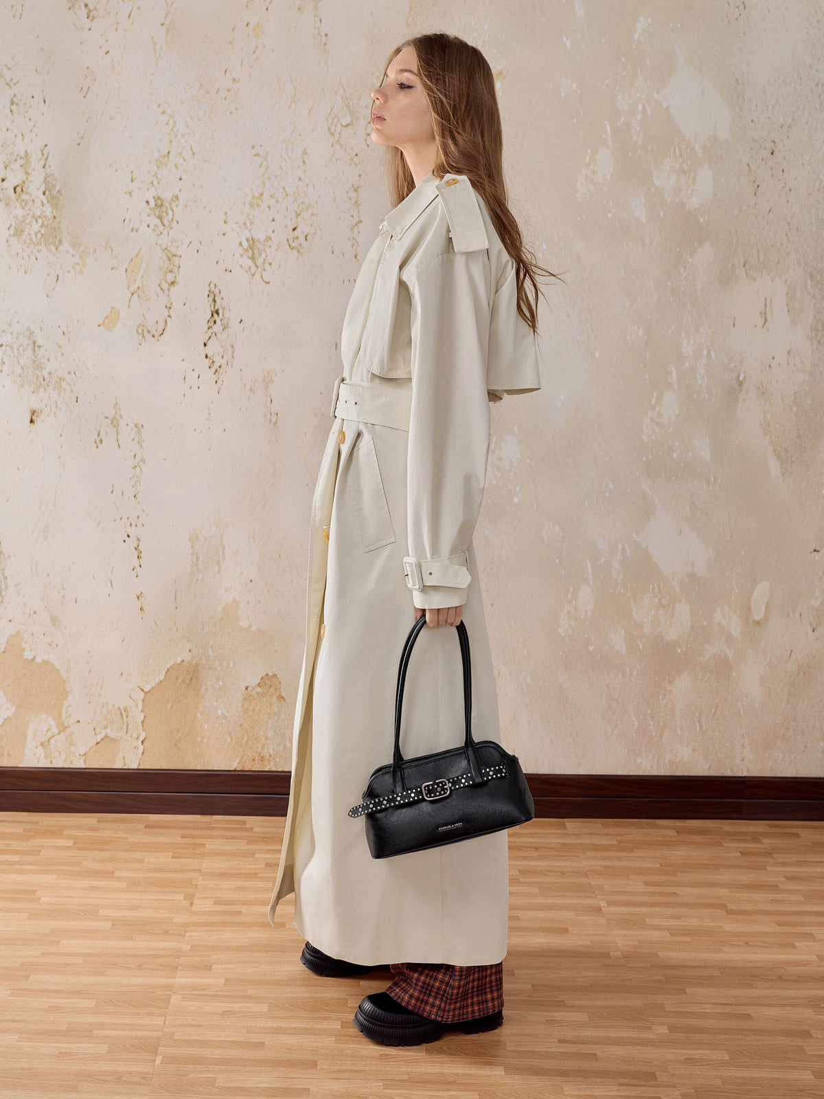 Victoria Studded Belted Shoulder Bag - Noir | CHARLES & KEITH