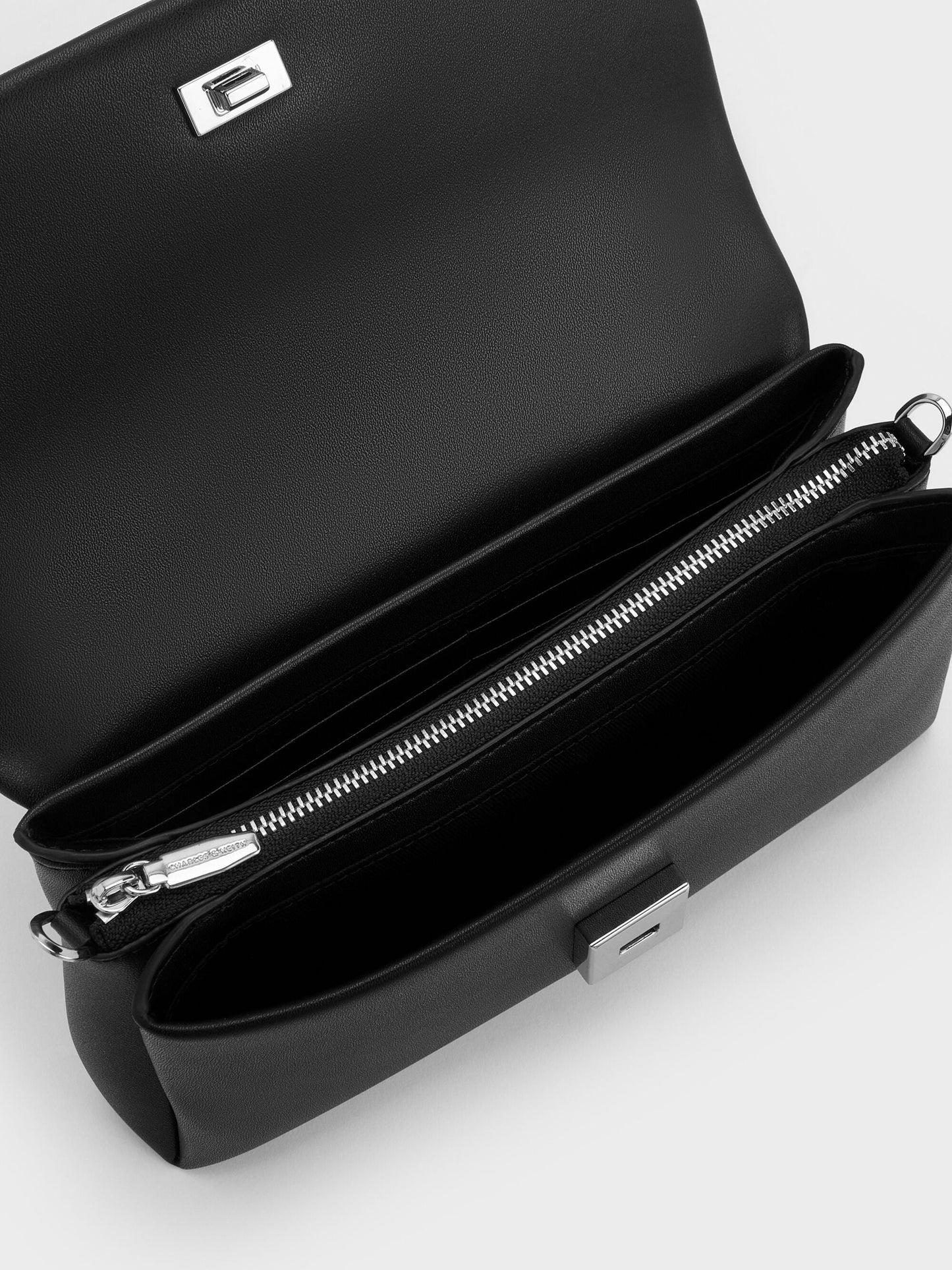Hazel Bow Wallet On Chain - Noir | CHARLES & KEITH