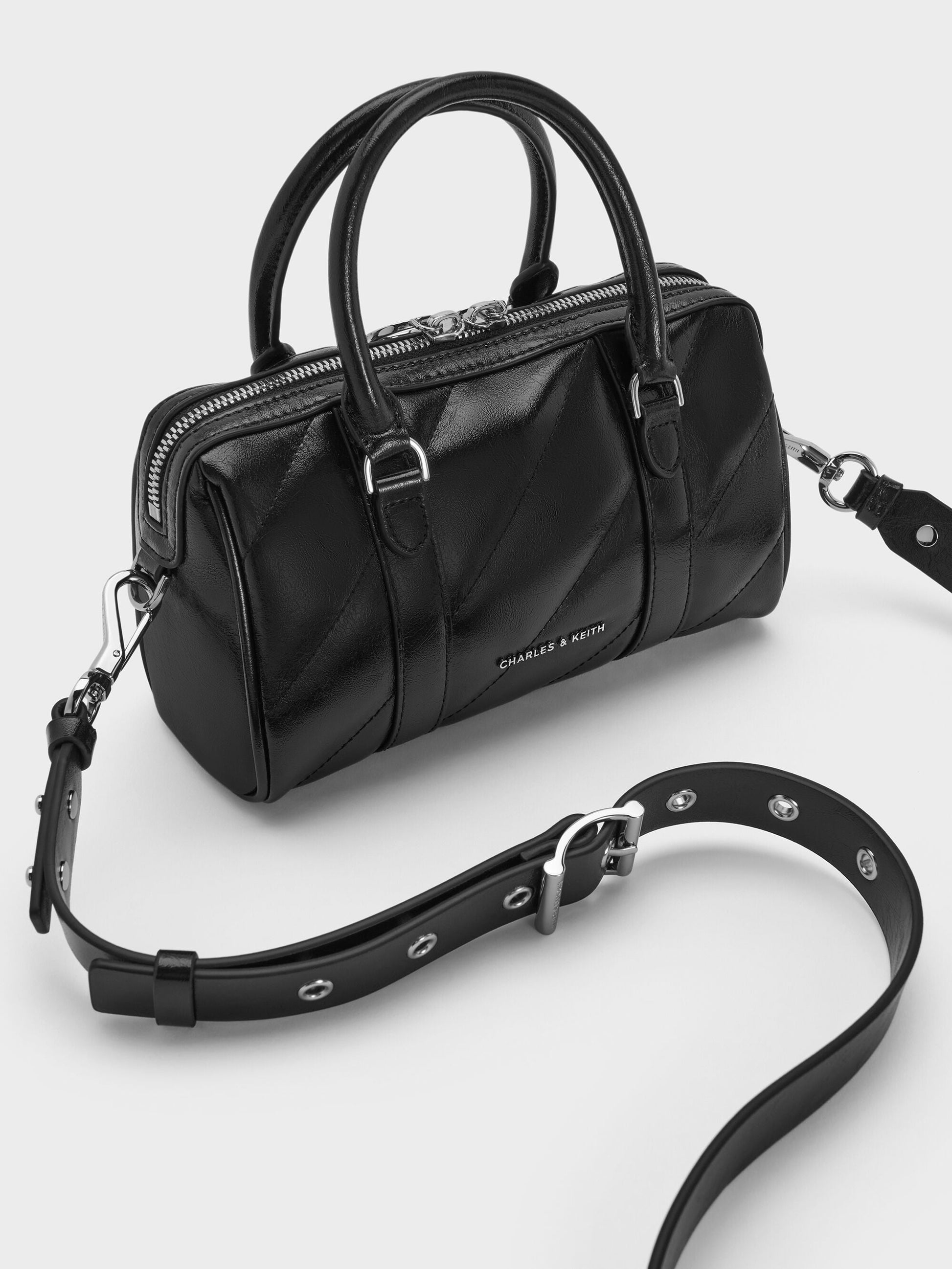 Philomena Bowling Bag - Noir | CHARLES & KEITH