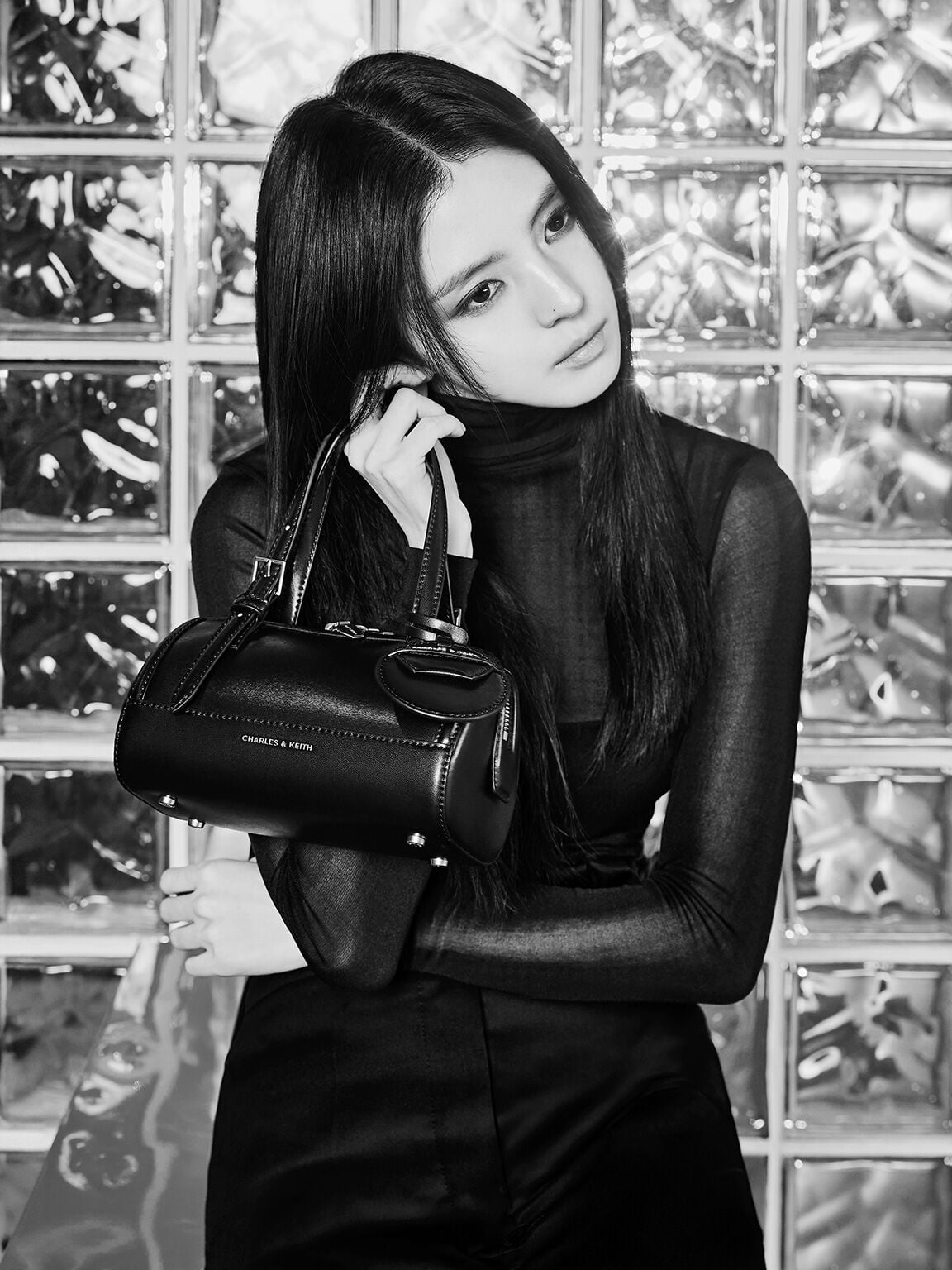 Enola Bowling Bag - Noir | CHARLES & KEITH