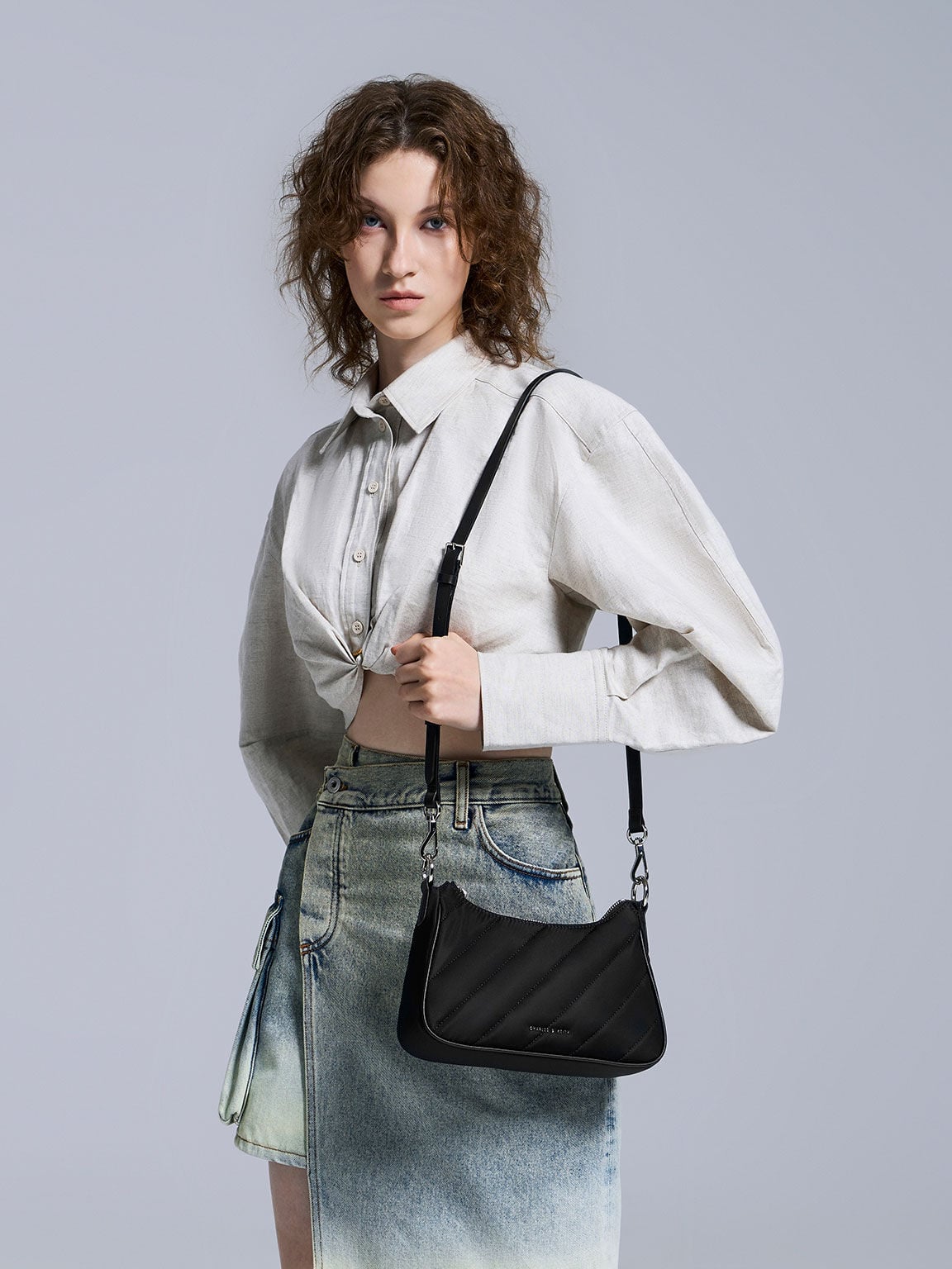 Philomena Nylon Puffy Chain-Strap Crossbody Bag - Noir | CHARLES & KEITH