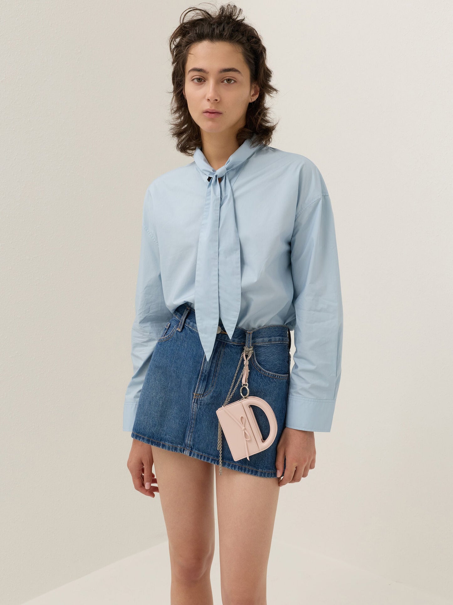 Reese Bow Top Handle Wristlet - Soft Pink | CHARLES & KEITH