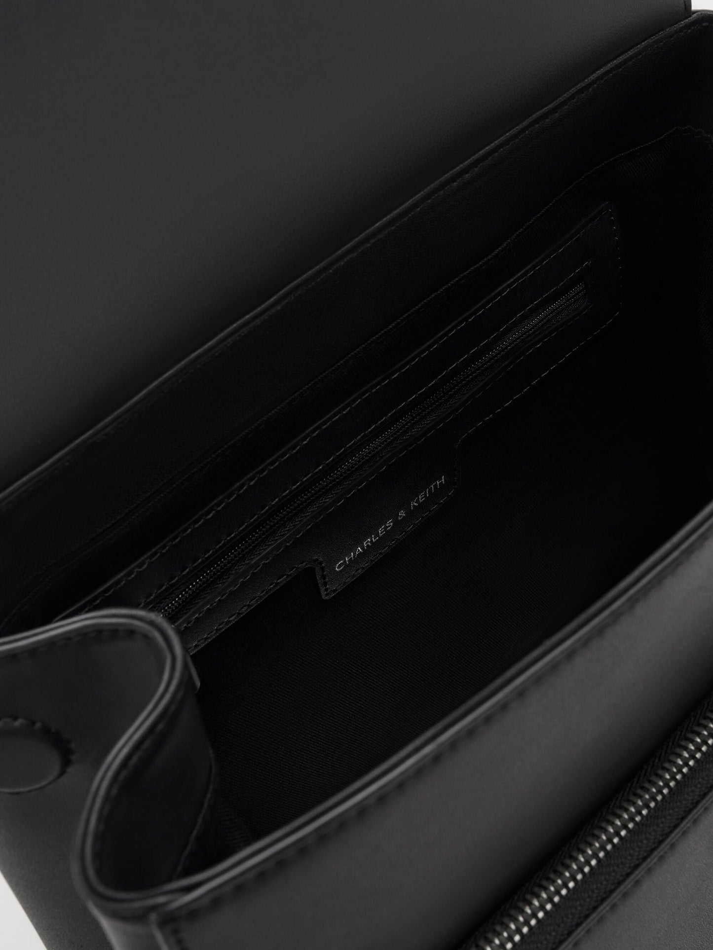 Octavia Front-Flap Backpack - Noir | CHARLES & KEITH