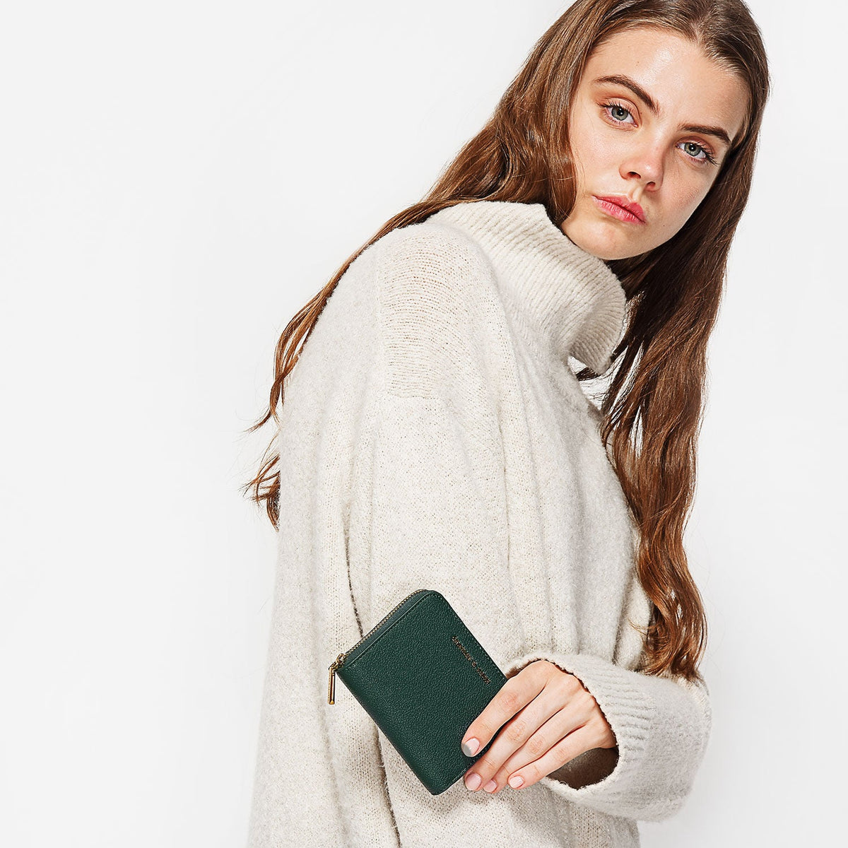 Basic Square Wallet - Green | CHARLES & KEITH