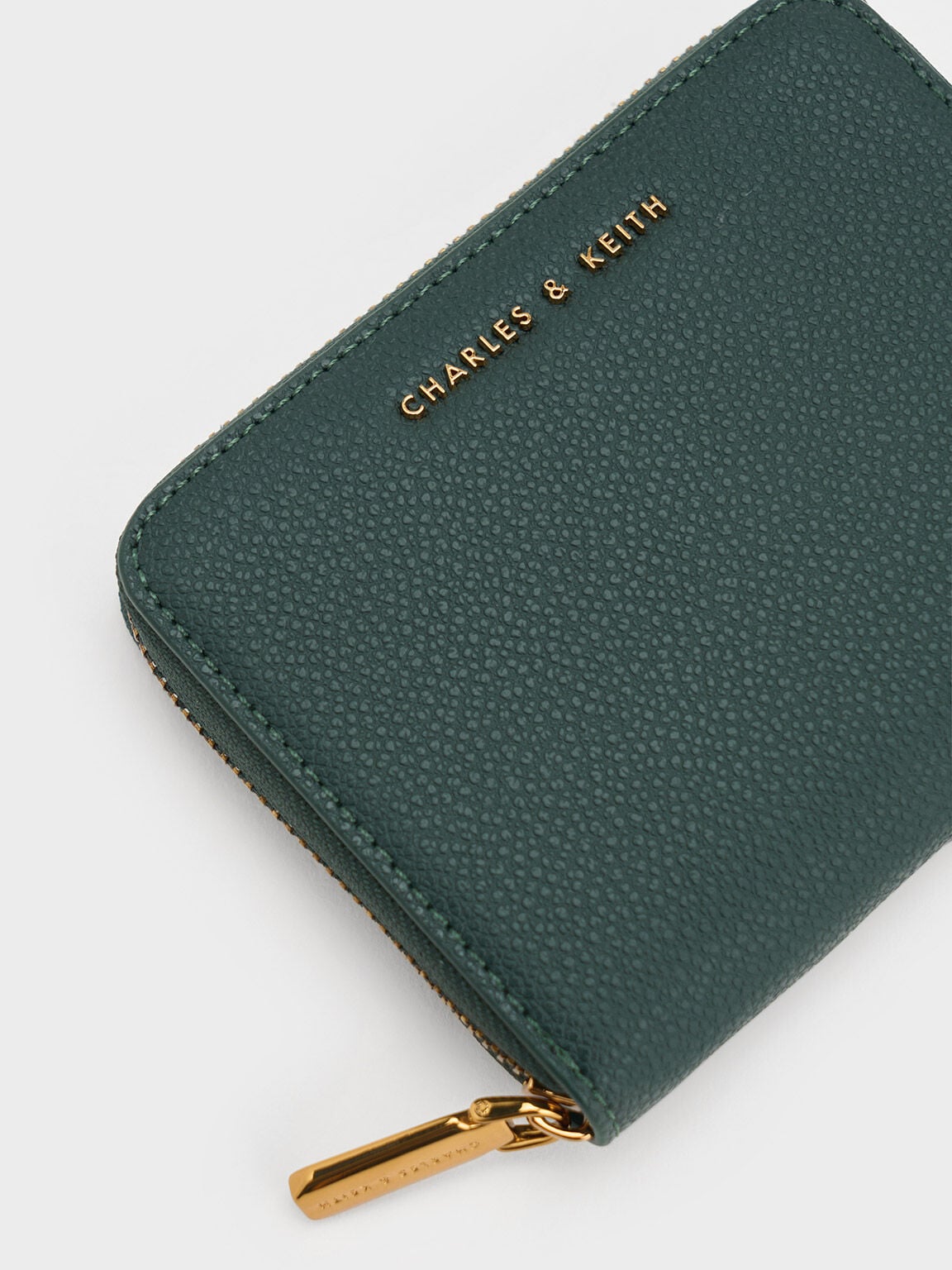 Basic Square Wallet - Green | CHARLES & KEITH