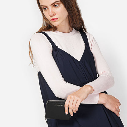 Basic Square Wallet - Black | CHARLES & KEITH