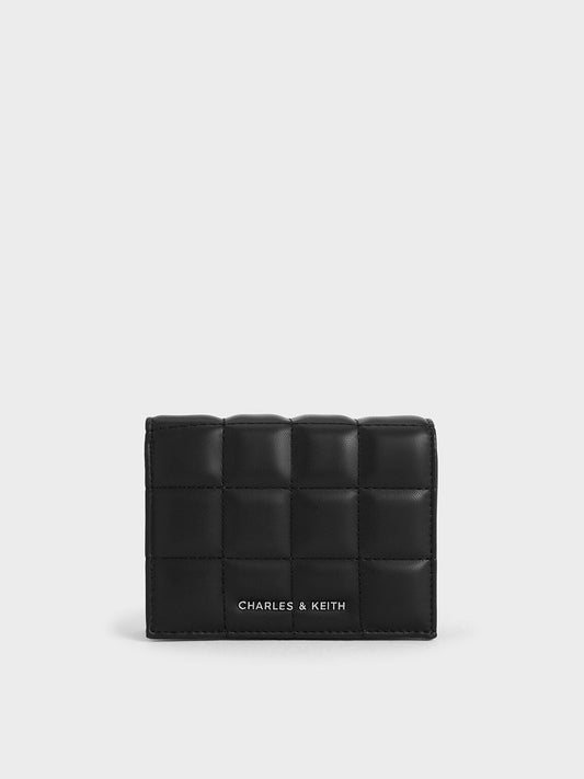Cassia Quilted Wallet On Chain - Noir | CHARLES & KEITH