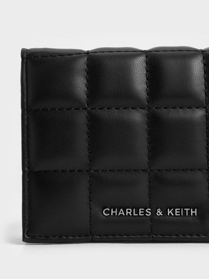 Cassia Quilted Wallet On Chain - Noir | CHARLES & KEITH