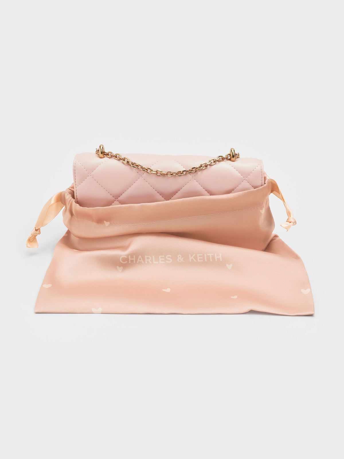 Paffuto Quilted Wallet On Chain - Soft Pink | CHARLES & KEITH