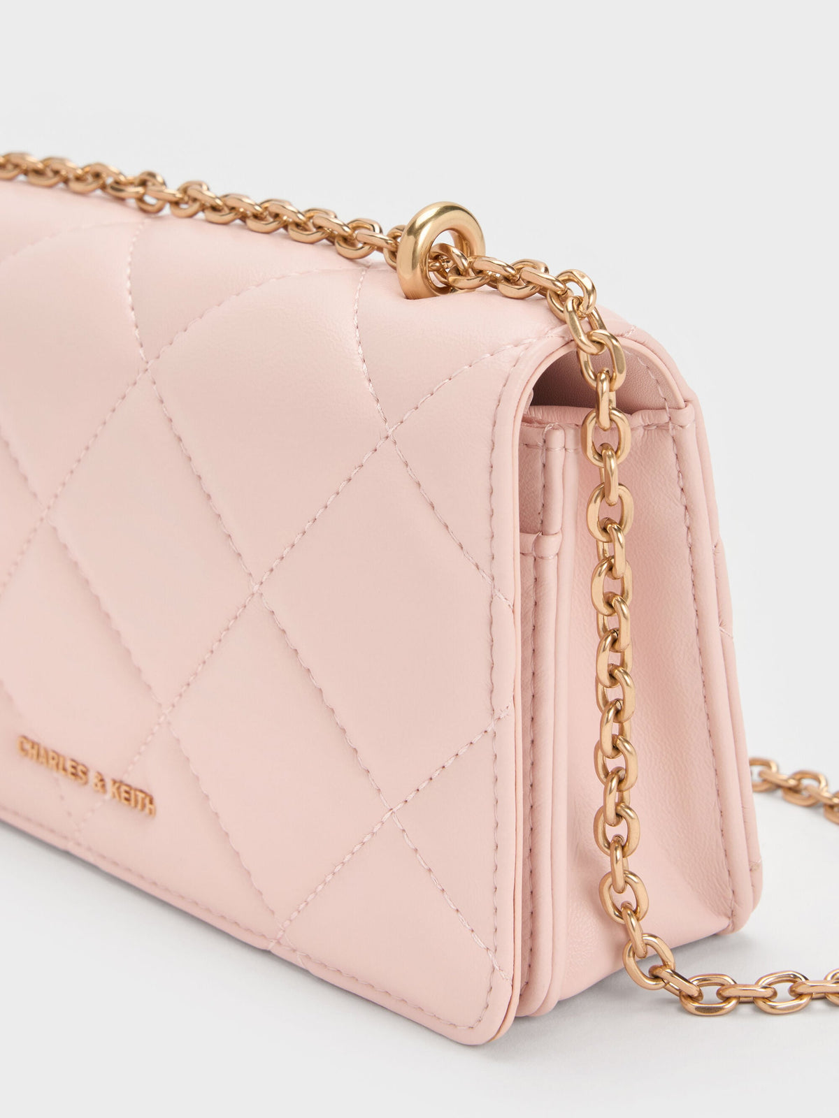Paffuto Quilted Wallet On Chain - Soft Pink | CHARLES & KEITH