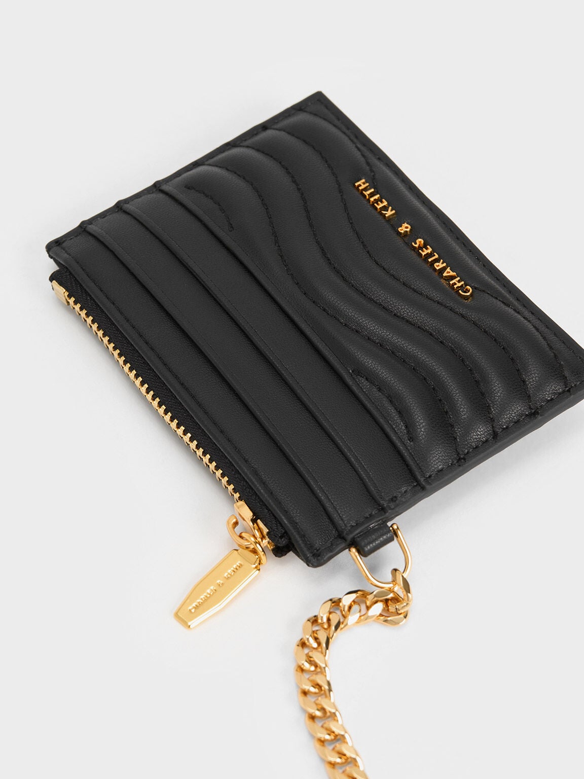 Aubrielle Wavy-Stitch Card Holder - Black | CHARLES & KEITH
