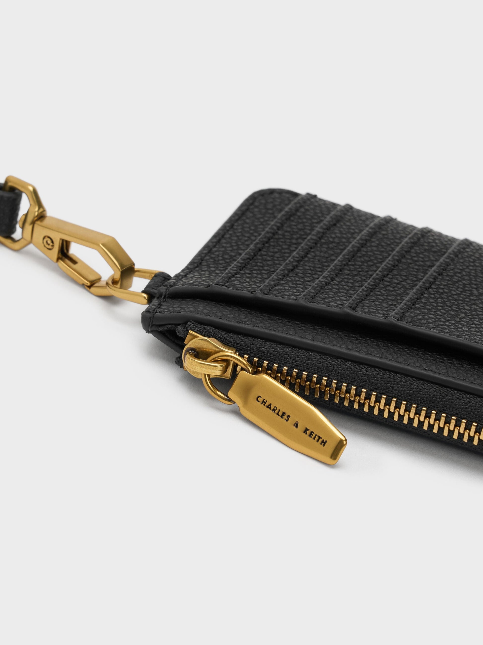 Dixie Wristlet Card Holder - Black | CHARLES & KEITH