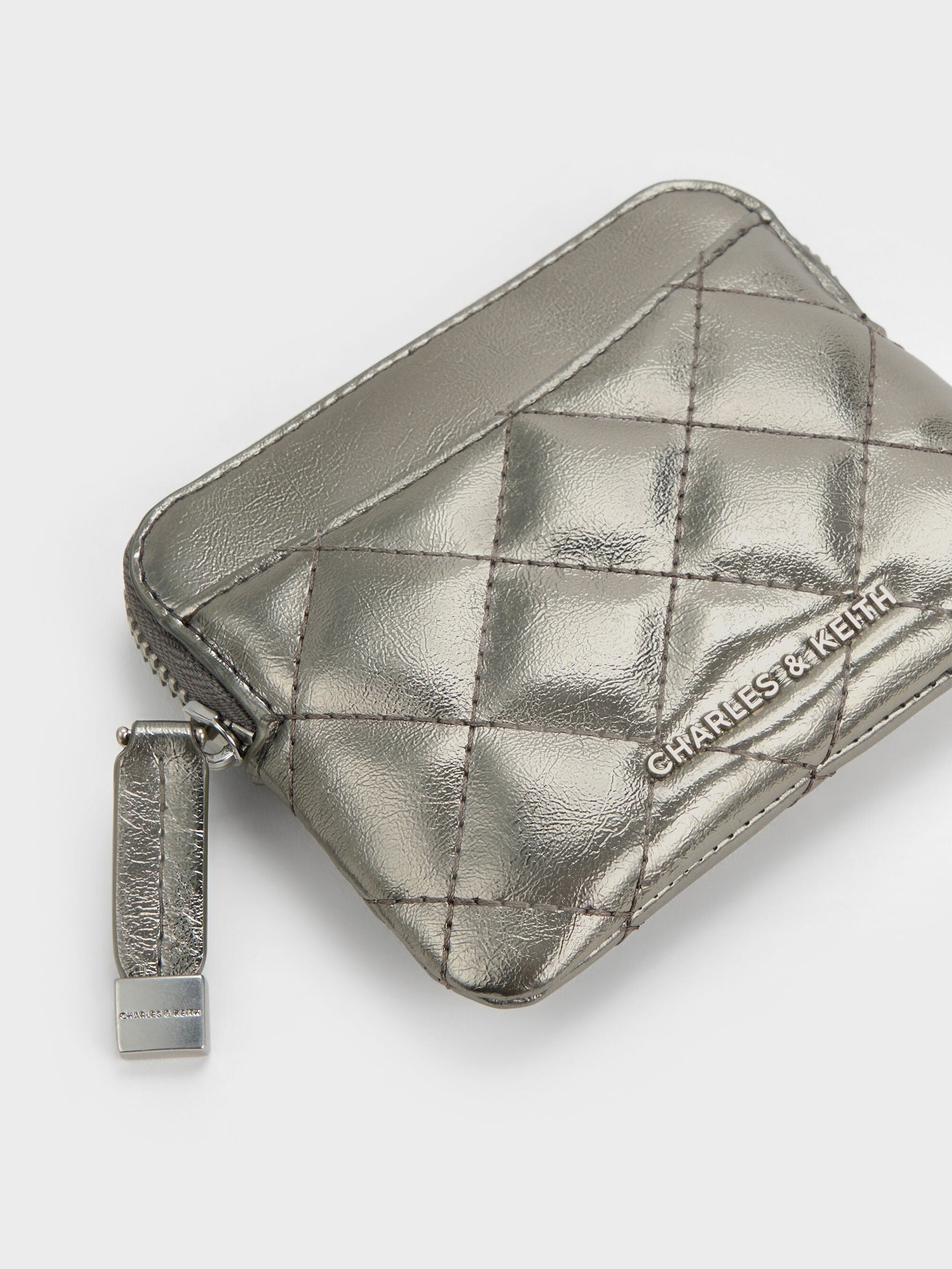 Alva Metallic Quilted Top-Zip Card Holder - Pewter | CHARLES & KEITH
