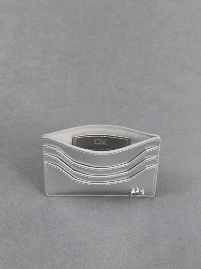 Carli Metallic Leather Multi-Slot Card Holder - Silver | CHARLES & KEITH