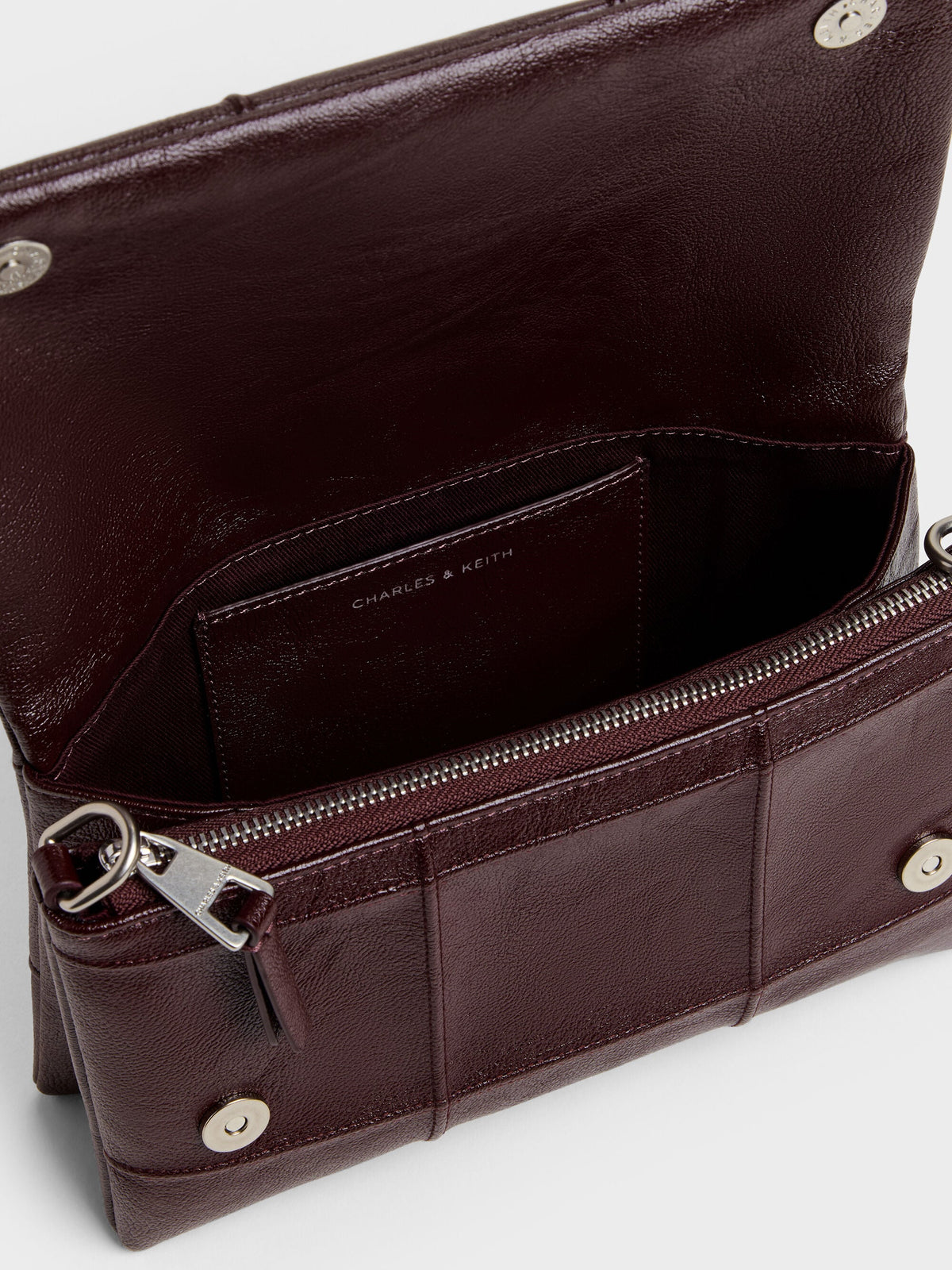 Delfina Quilted Wallet On Chain - Wineberry Red | CHARLES & KEITH