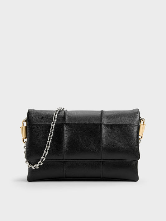 Delfina Quilted Wallet On Chain - Black | CHARLES & KEITH