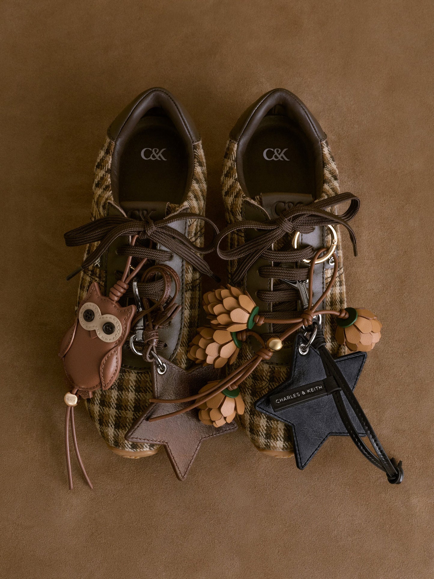 Pinecone Charm - Multi | CHARLES & KEITH