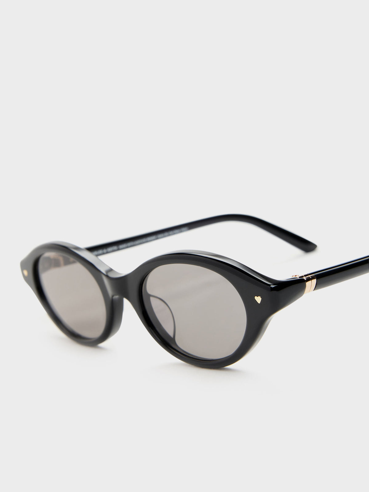 Pecola Oval Sunglasses - Black | CHARLES & KEITH