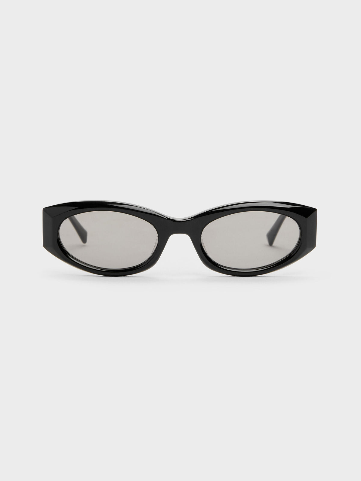Aubrey Oval Sunglasses - Noir | CHARLES & KEITH