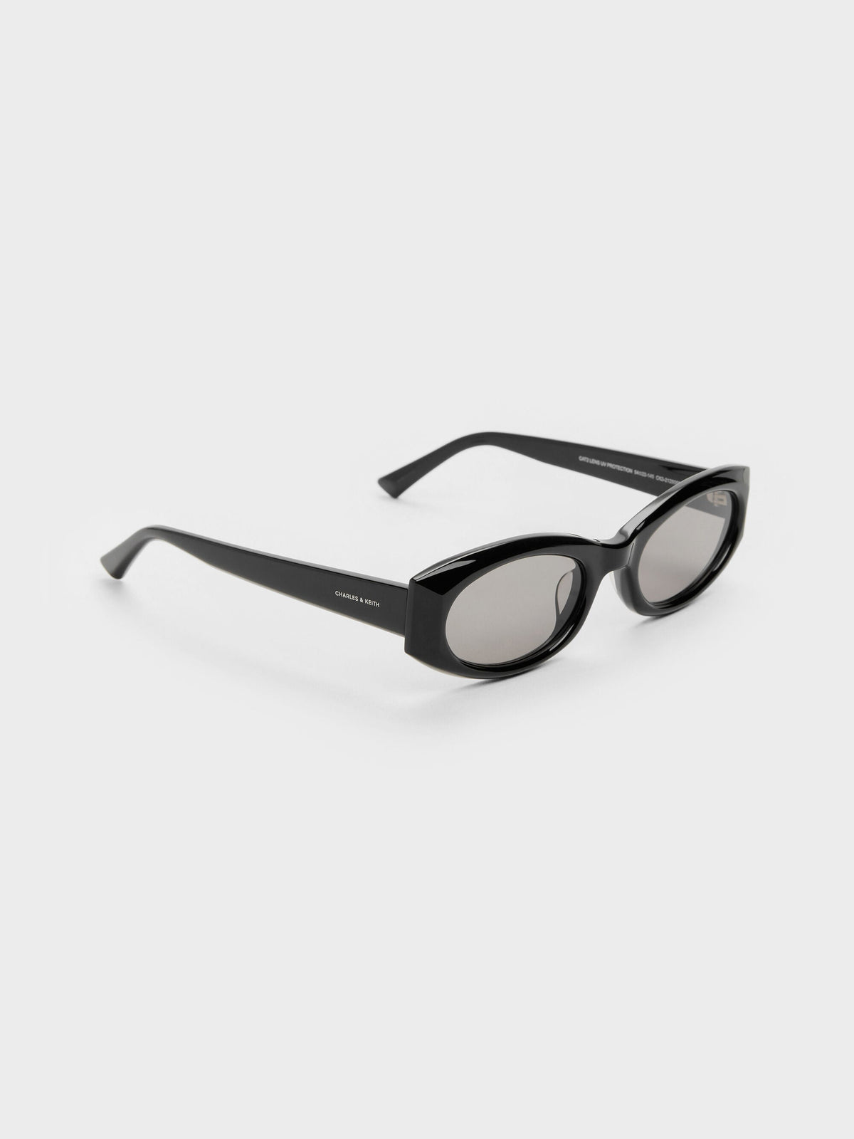 Aubrey Oval Sunglasses - Noir | CHARLES & KEITH