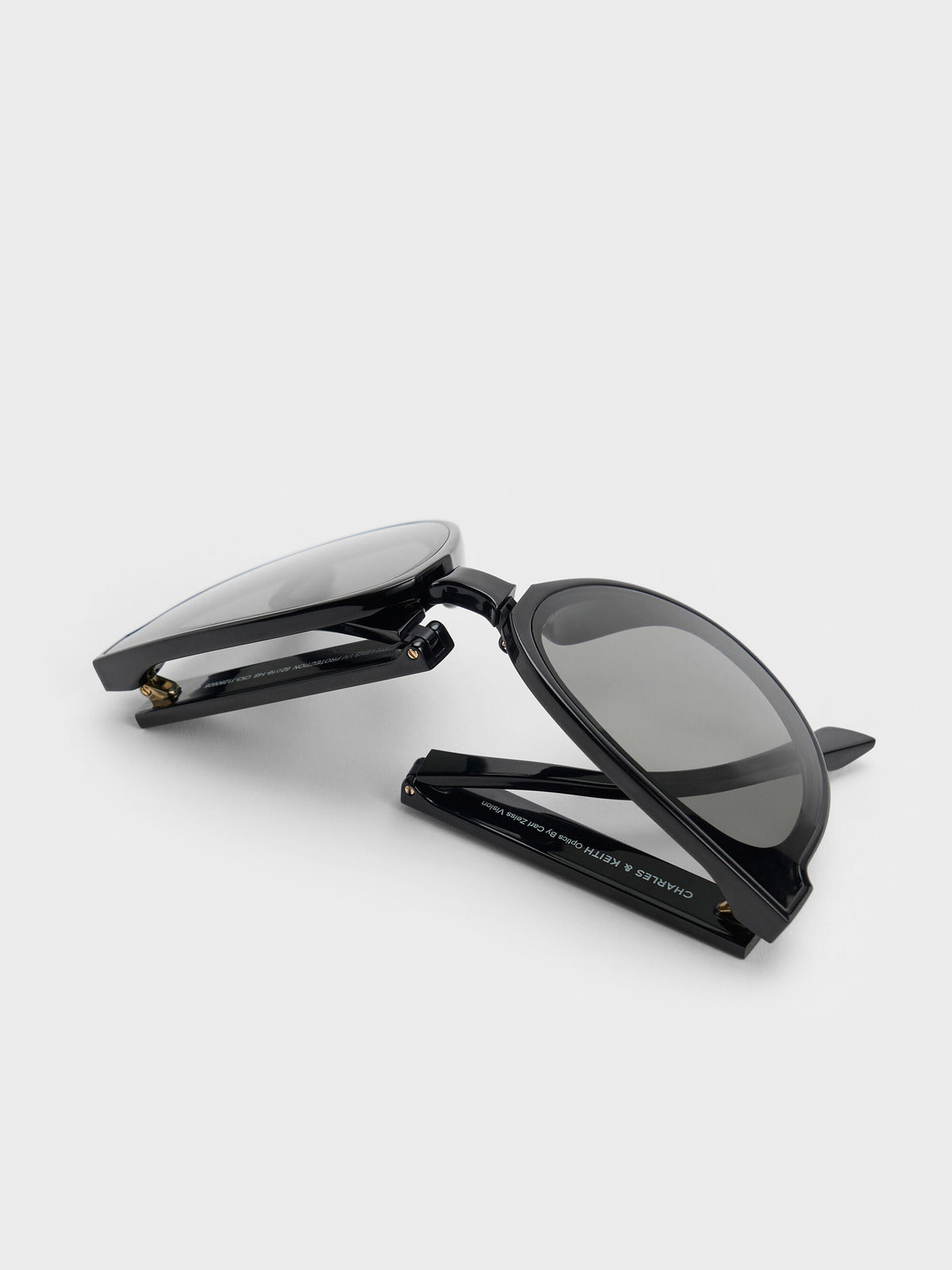 Brea Foldable Aviator Sunglasses - Black | CHARLES & KEITH