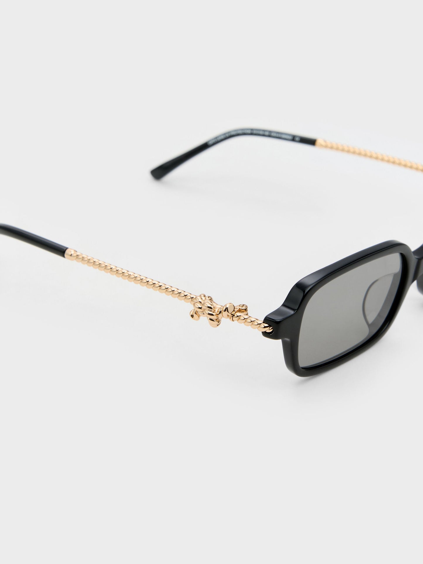 Sable Knot Rectangular Sunglasses - Black | CHARLES & KEITH