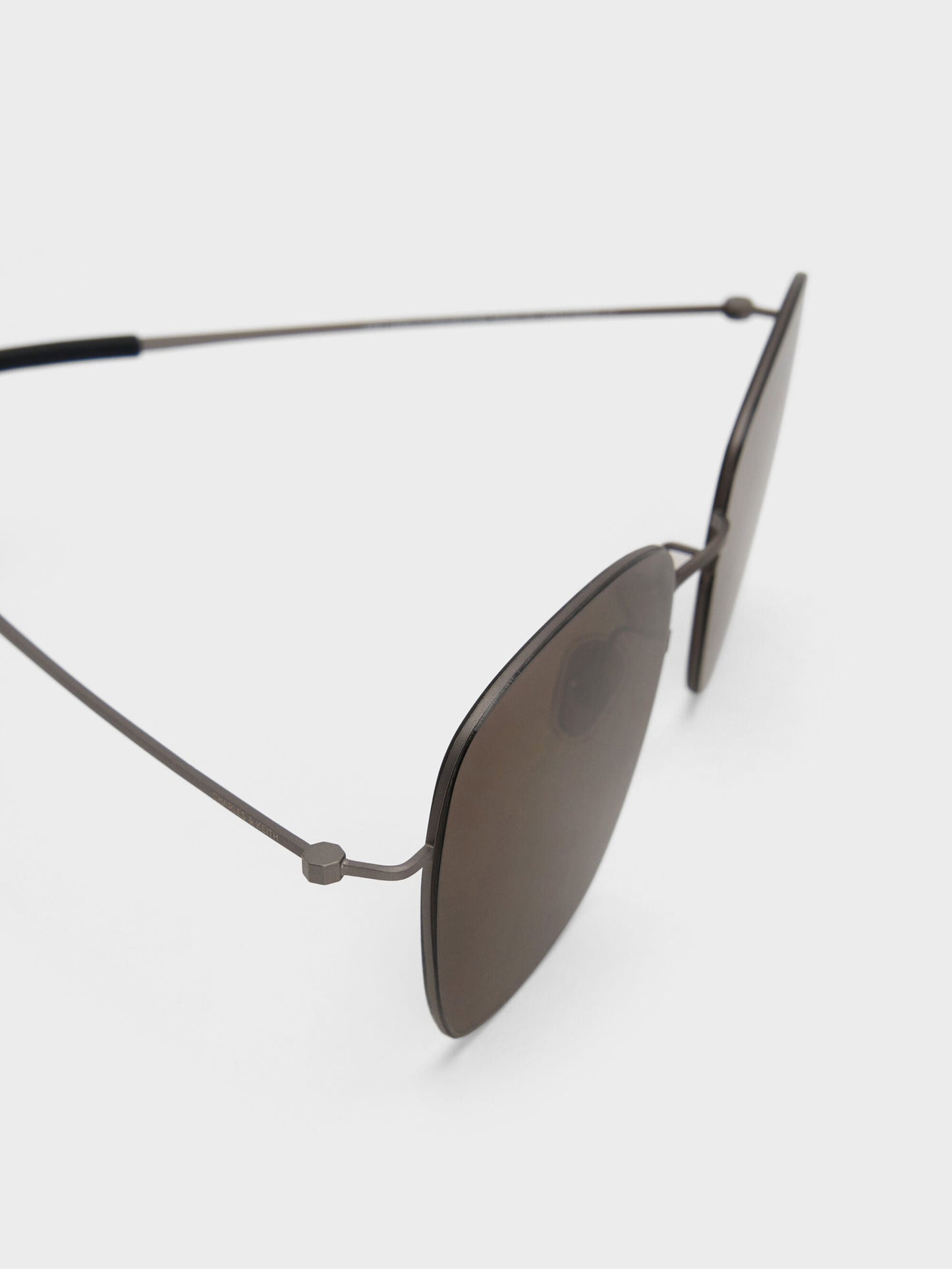 Miranda Square Sunglasses - Black | CHARLES & KEITH