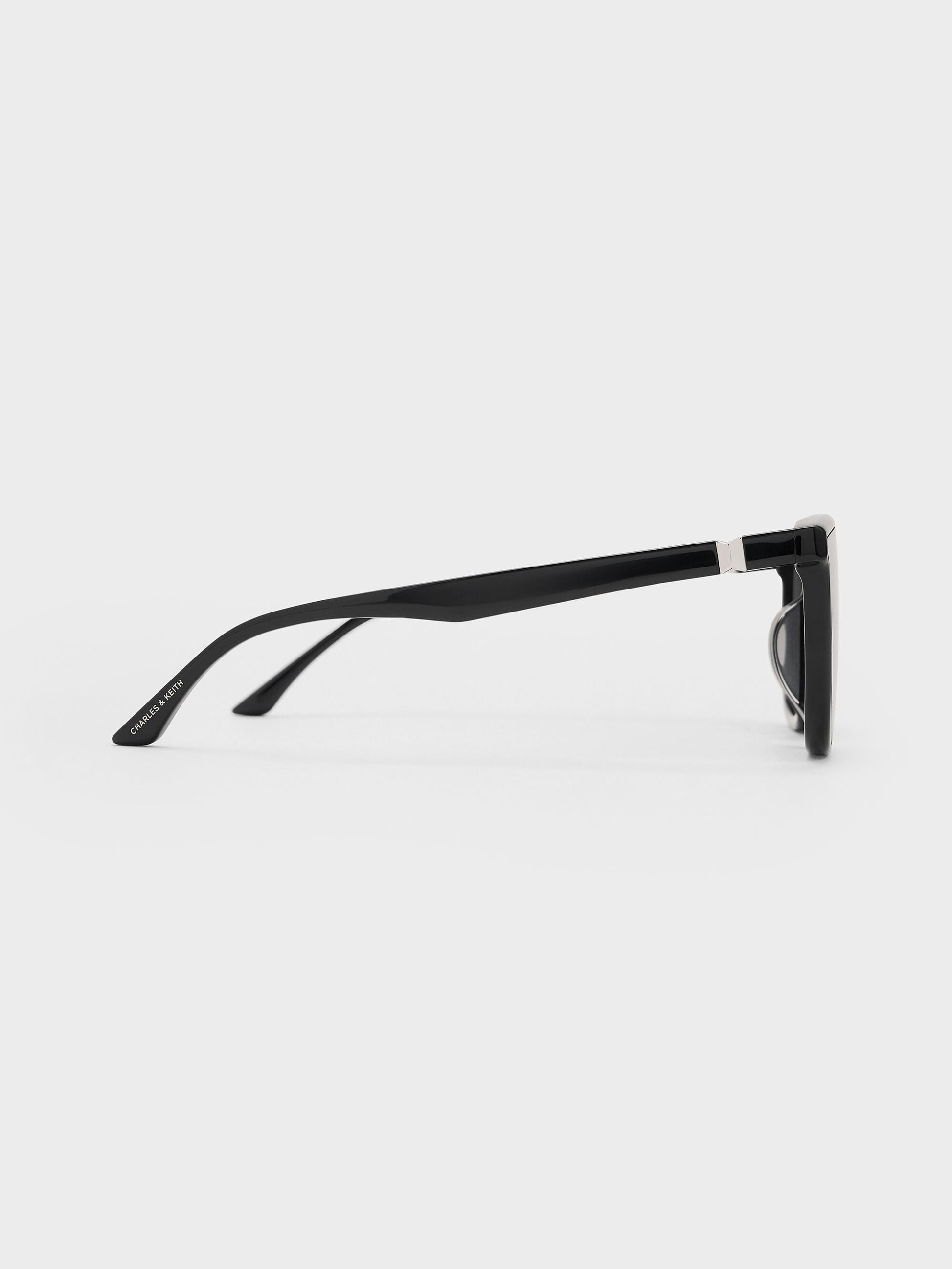 Maude Square Sunglasses - Black | CHARLES & KEITH