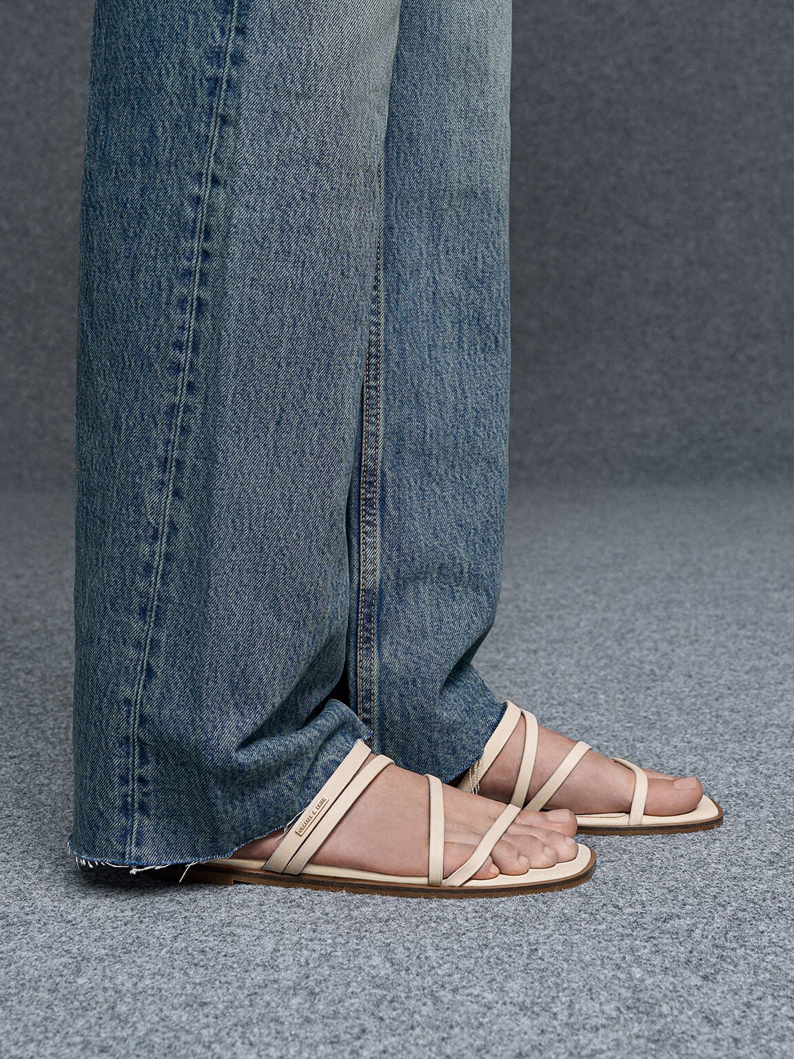 Lliana Strappy Slide Sandals - Chalk | CHARLES & KEITH