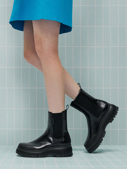 Darra Ridged-Sole Chelsea Boots - Black | CHARLES & KEITH
