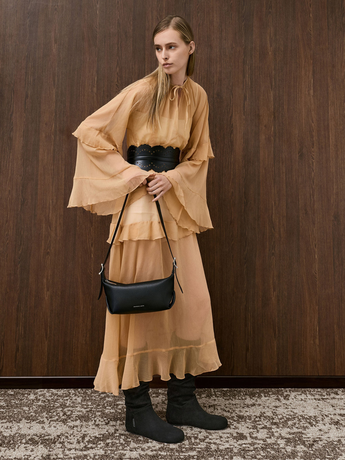 Larsen Buckle-Strap Shoulder Bag - Noir | CHARLES & KEITH