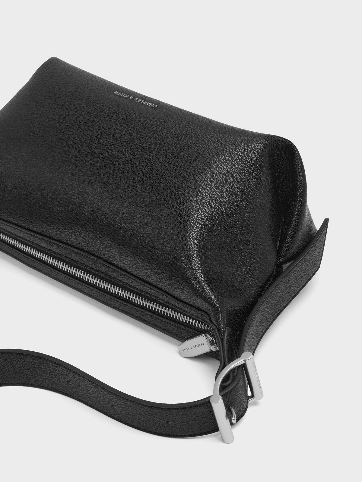 Larsen Buckle-Strap Shoulder Bag - Noir | CHARLES & KEITH