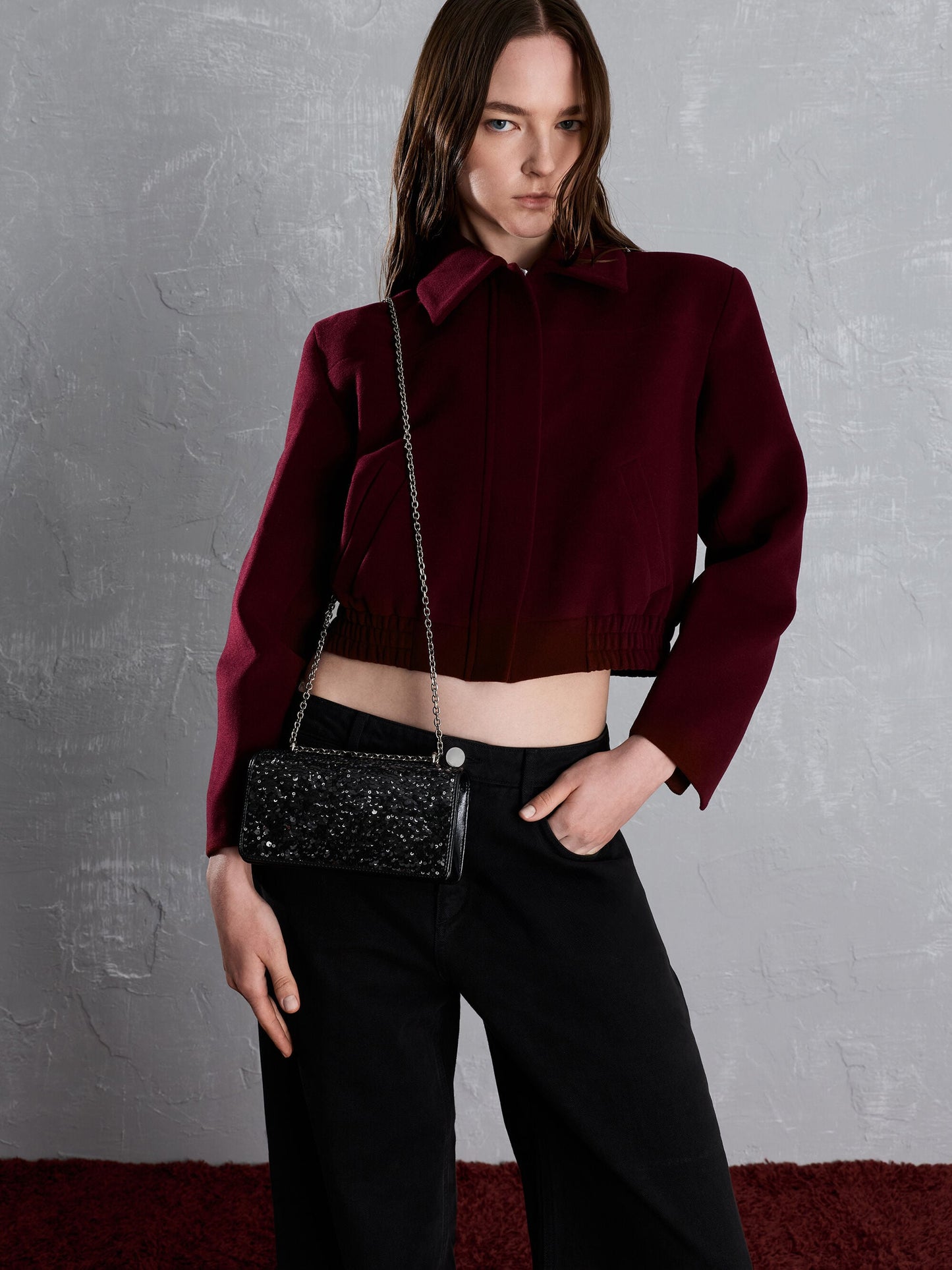Paffuto Sequinned Wallet On Chain - Noir | CHARLES & KEITH