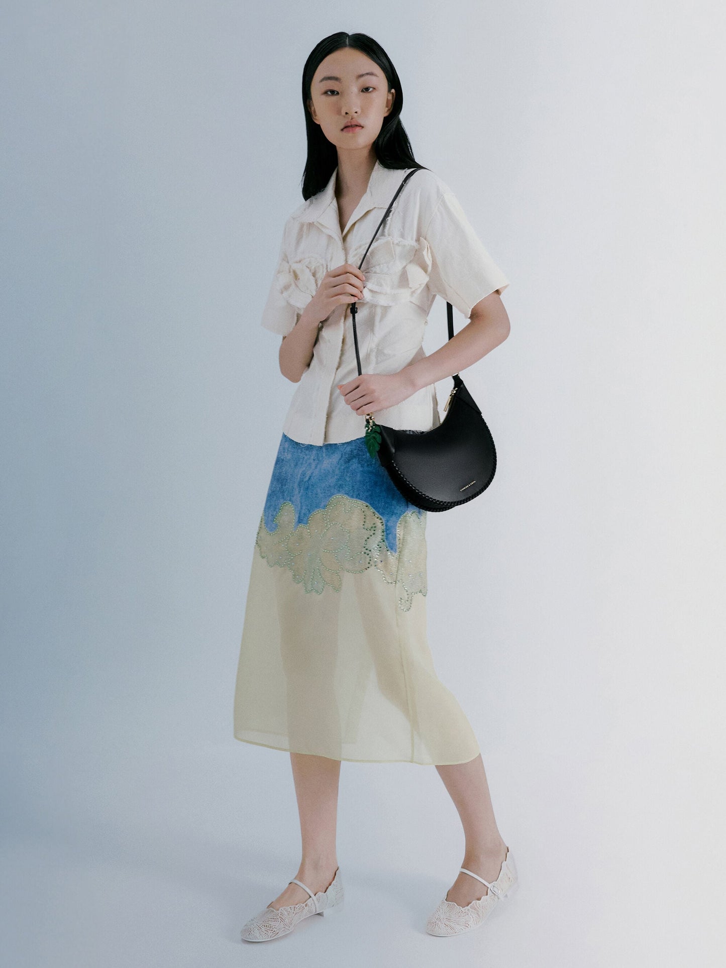 Blume Braided Curved Hobo Bag - Black | CHARLES & KEITH