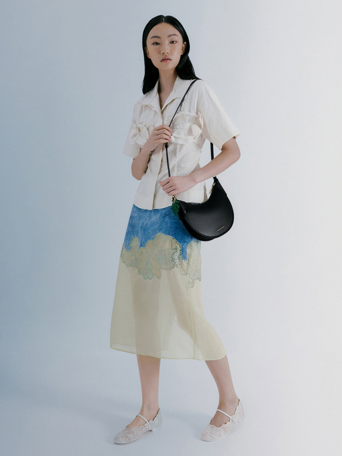 Blume Braided Curved Hobo Bag - Black | CHARLES & KEITH